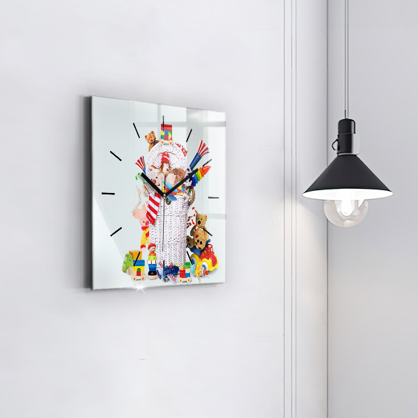 Szögletes fali üvegóra Fonott kosár játékokkal