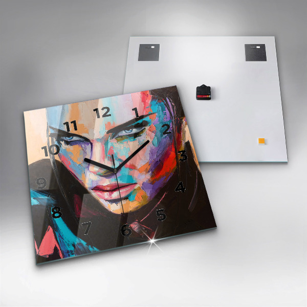 Szögletes fali üvegóra Egy nő portréja