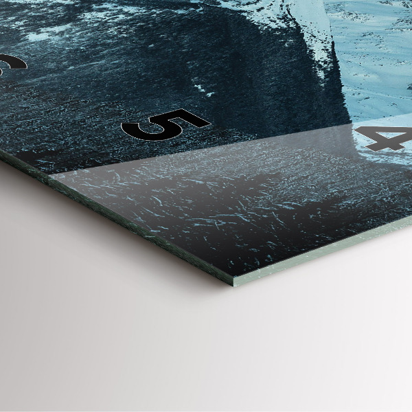 Szögletes fali üvegóra Hegyvidék télen