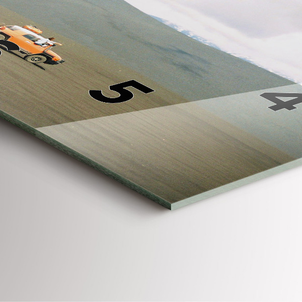 Szögletes fali üvegóra Jármű a kamcsatkai sivatagban