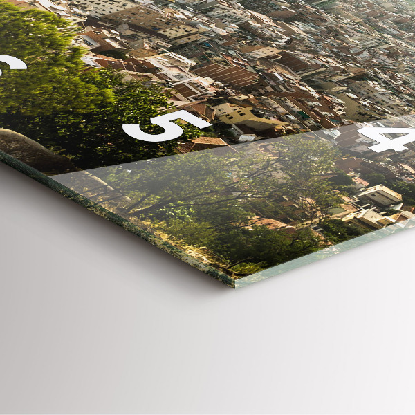 Szögletes fali üvegóra Barcelona kilátás Montjuicra