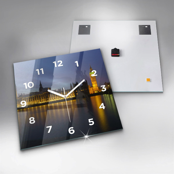 Szögletes fali üvegóra Winchester Palace London