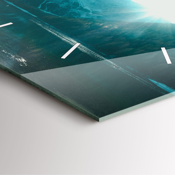 Szögletes fali üvegóra Hegy és folyó Lengyelországban