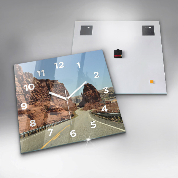 Szögletes fali üvegóra 66-os út az Egyesült Államokban