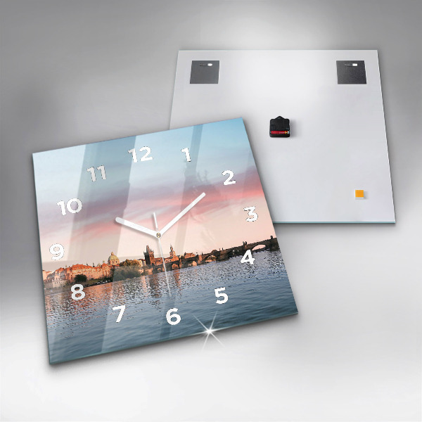 Szögletes fali üvegóra Károly híd Prágában