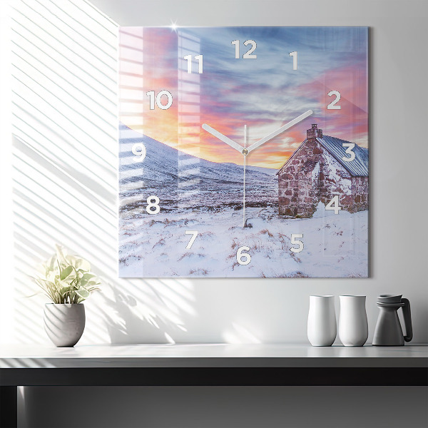 Szögletes fali üvegóra Víkendház hegyekben