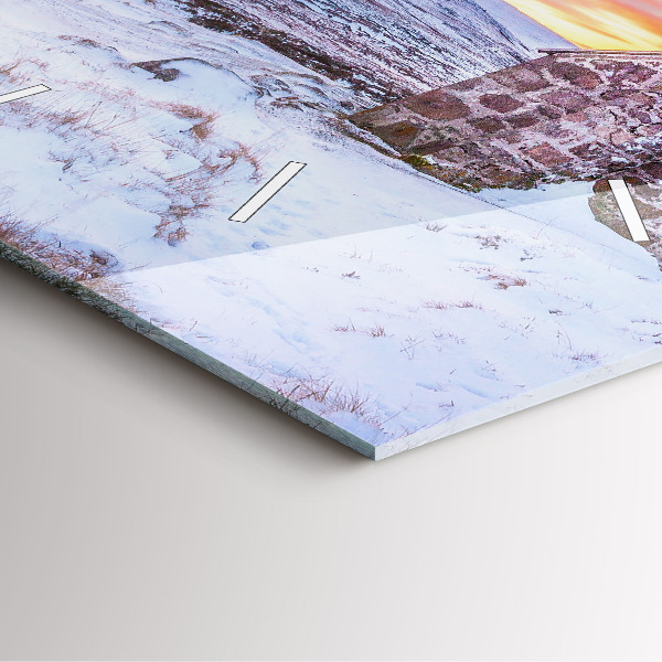 Szögletes fali üvegóra Víkendház hegyekben