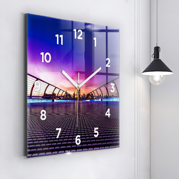 Szögletes fali üvegóra Szent Pál székesegyház