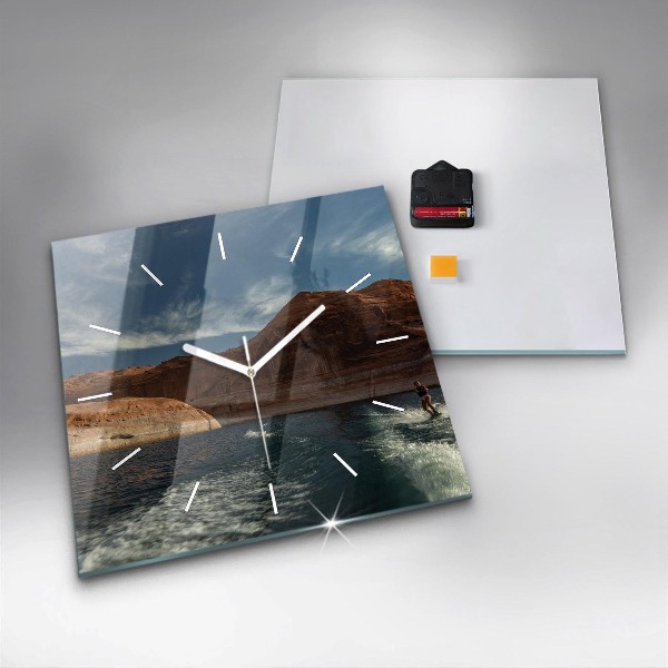 Szögletes fali üvegóra Személy vízisí