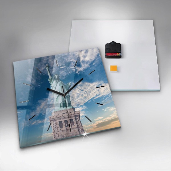 Szögletes fali üvegóra New York-i Szabadság-szobor