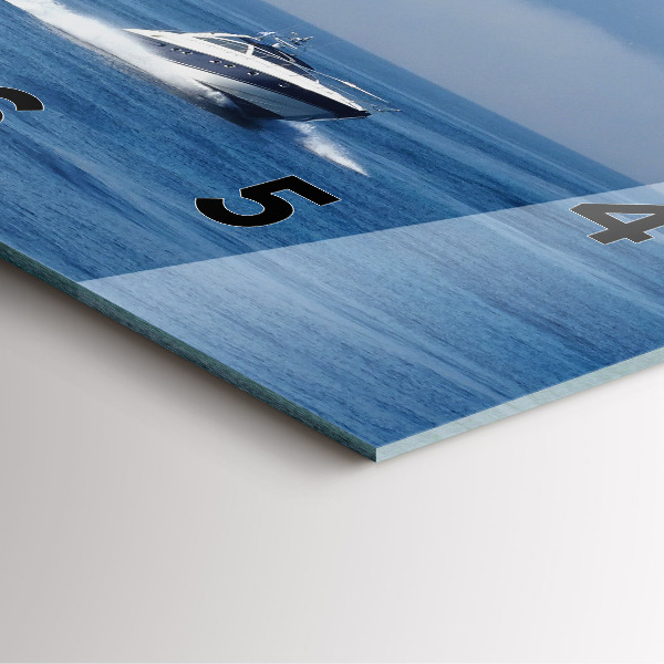 Szögletes fali üvegóra Egy csónak az óceánon