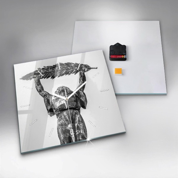 Szögletes fali üvegóra Szabadság-szobor Budapesten