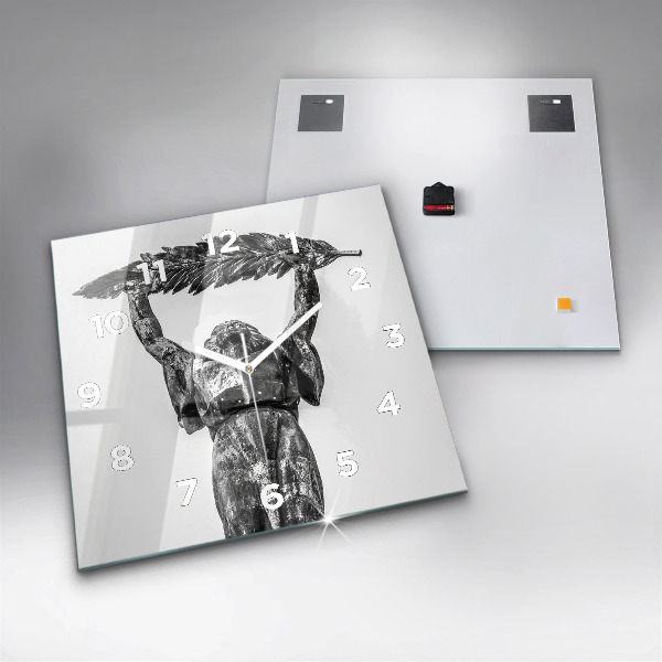 Szögletes fali üvegóra Szabadság-szobor Budapesten