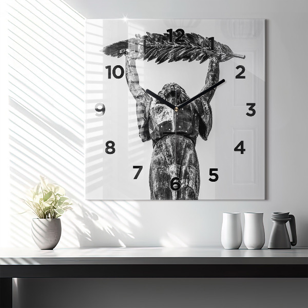 Szögletes fali üvegóra Szabadság-szobor Budapesten