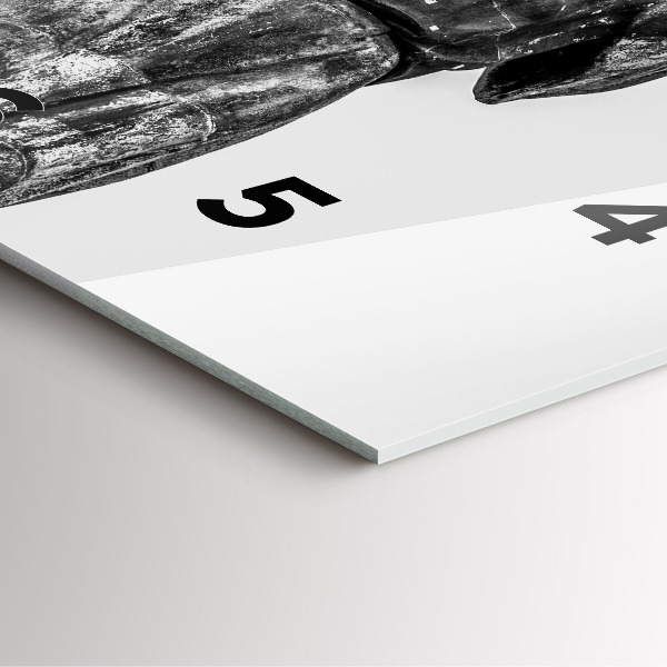 Szögletes fali üvegóra Szabadság-szobor Budapesten