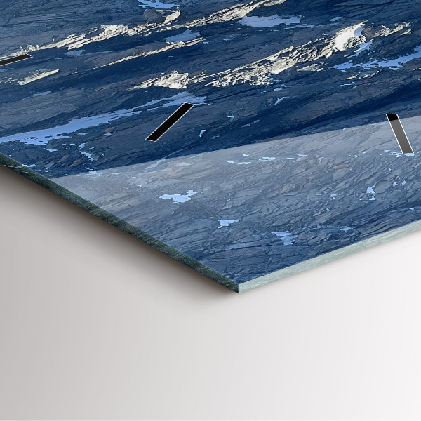 Szögletes fali üvegóra Alpok hegység télen