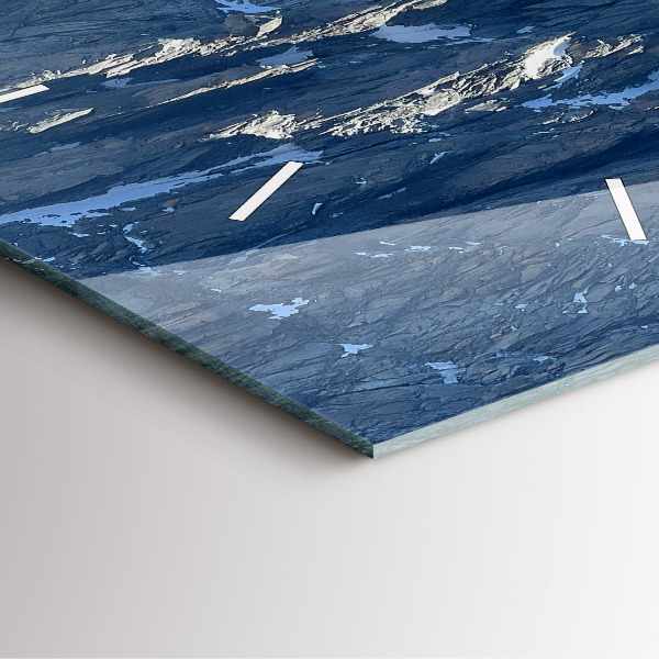 Szögletes fali üvegóra Alpok hegység télen