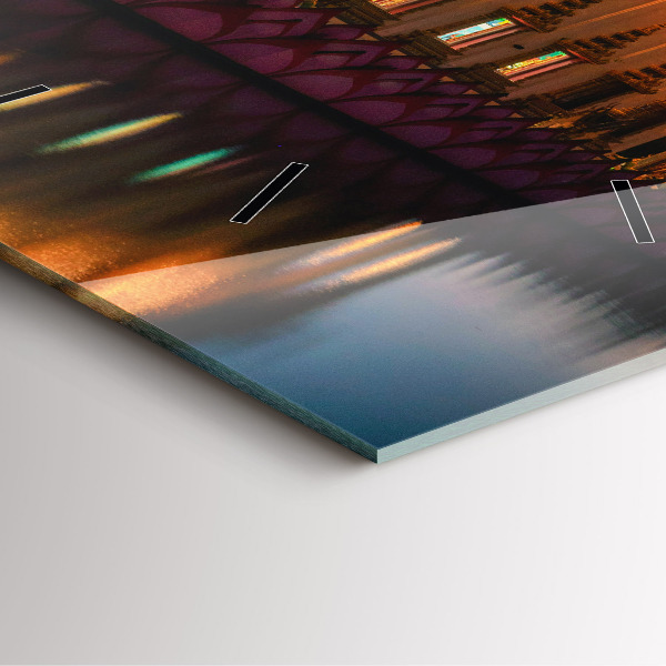 Szögletes fali üvegóra Templom Bangkokban