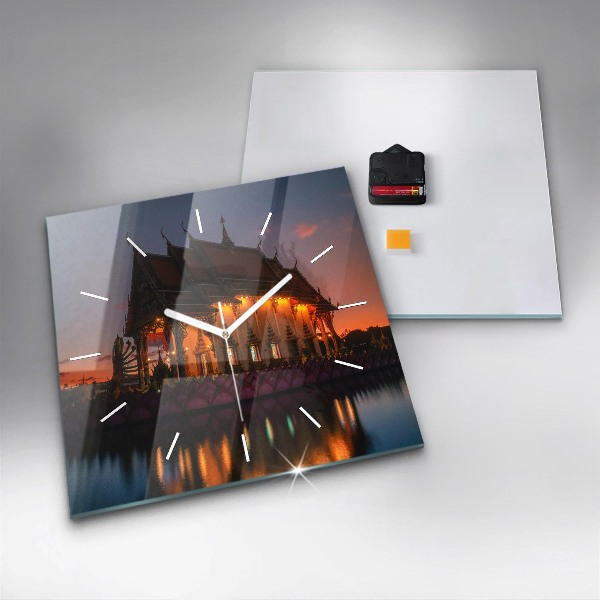 Szögletes fali üvegóra Templom Bangkokban