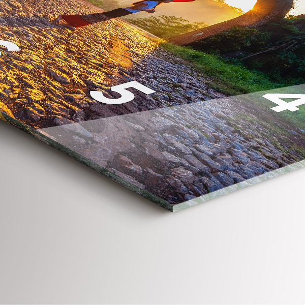 Szögletes fali üvegóra Surat Thani Park Thaiföld