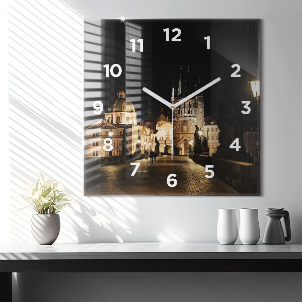 Szögletes fali üvegóra Károly híd Prágában