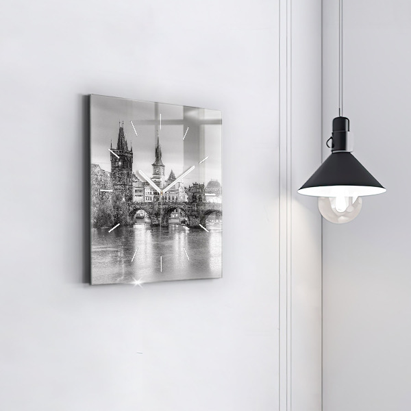 Szögletes fali üvegóra Károly híd Prágában