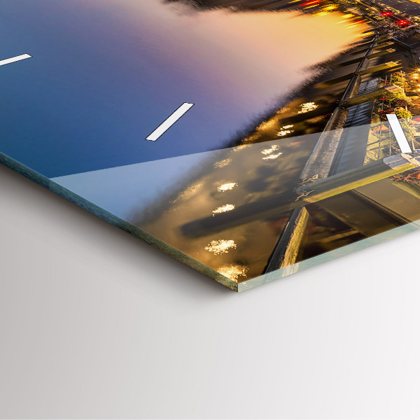 Szögletes fali üvegóra Hamburg városháza