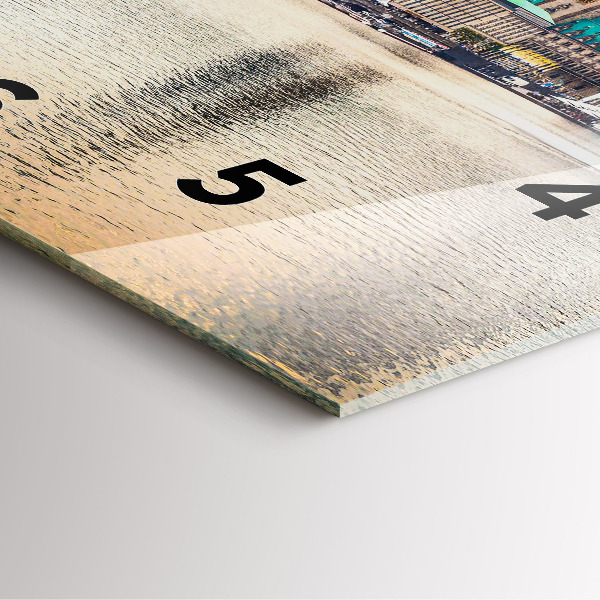 Szögletes fali üvegóra Binnenalster Hamburgban