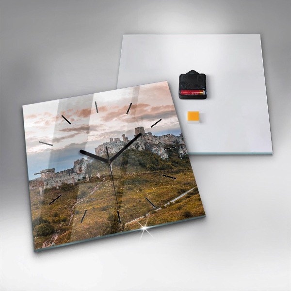 Szögletes fali üvegóra Szepesi vár Szlovákiában