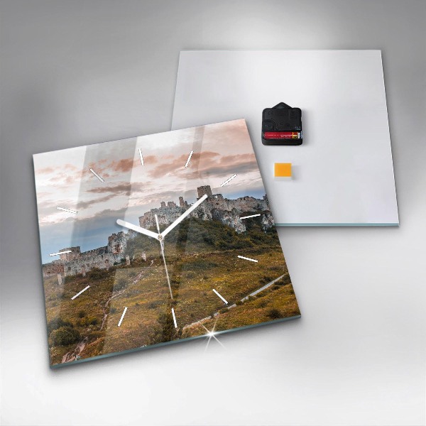 Szögletes fali üvegóra Szepesi vár Szlovákiában