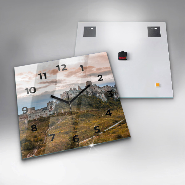 Szögletes fali üvegóra Szepesi vár Szlovákiában