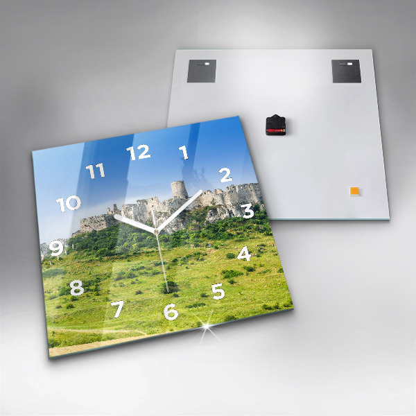 Szögletes fali üvegóra Szepesi vár Szlovákiában