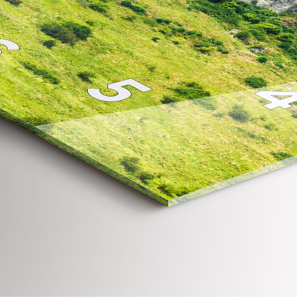 Szögletes fali üvegóra Szepesi vár Szlovákiában