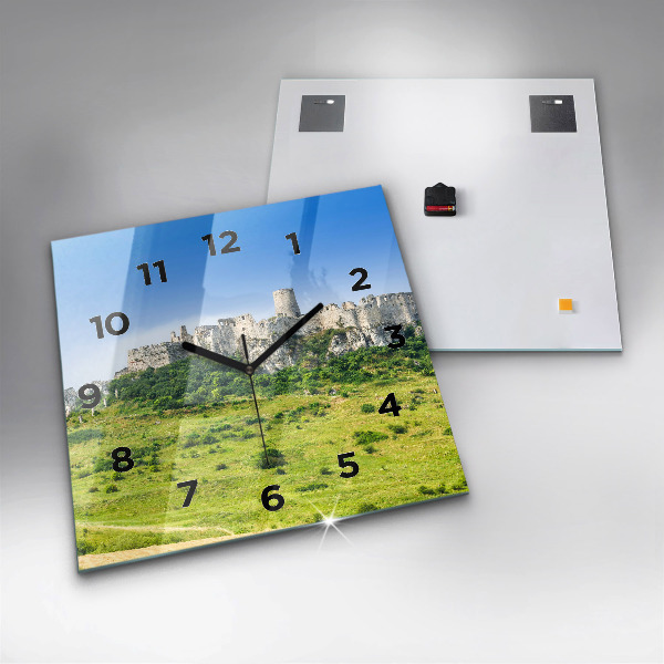 Szögletes fali üvegóra Szepesi vár Szlovákiában