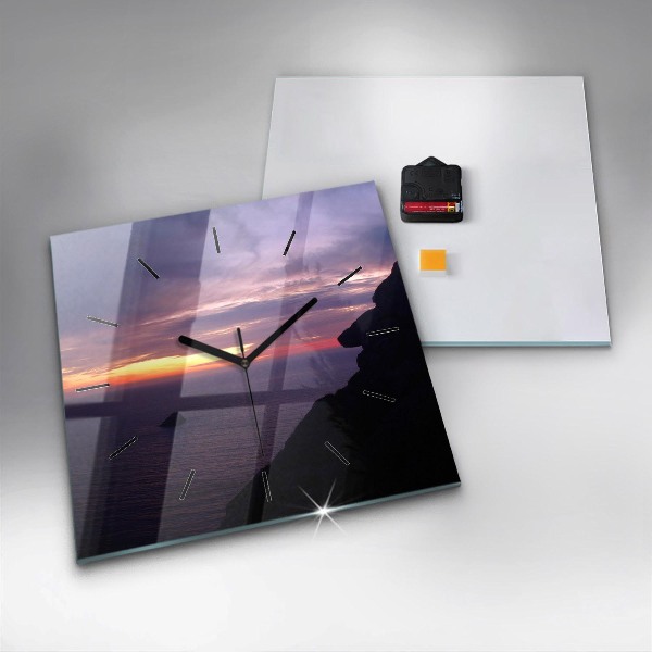 Szögletes fali üvegóra Kőfej