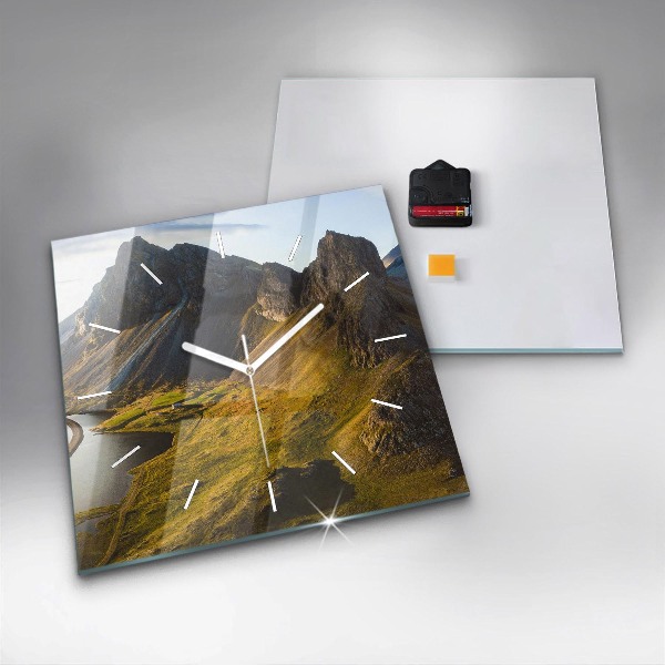 Szögletes fali üvegóra Út Izlandon