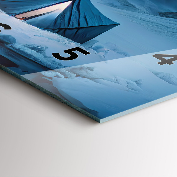 Szögletes fali üvegóra Sátor Izland hegyei között