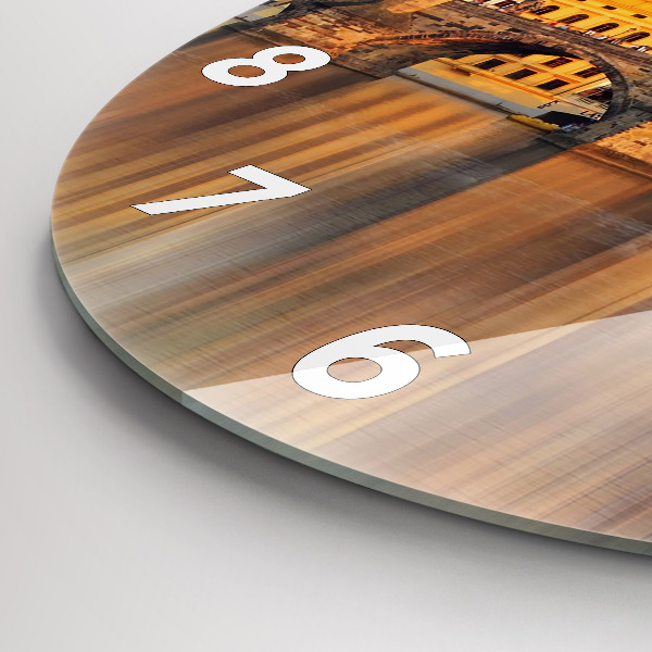 Kerek fali üvegóra Panoráma a folyó felett