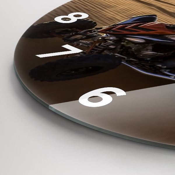 Kerek fali üvegóra Quad a sivatagban