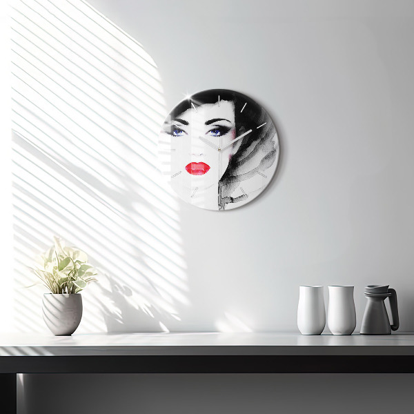 Kerek fali üvegóra Egy nő portréja