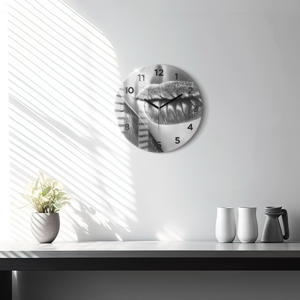 Kerek fali üvegóra Női ajkak