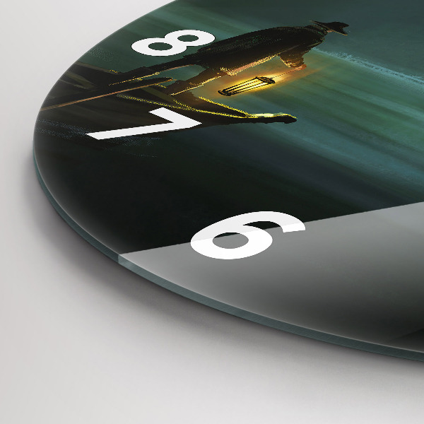 Kerek fali üvegóra Ember és szörny a mocsárban