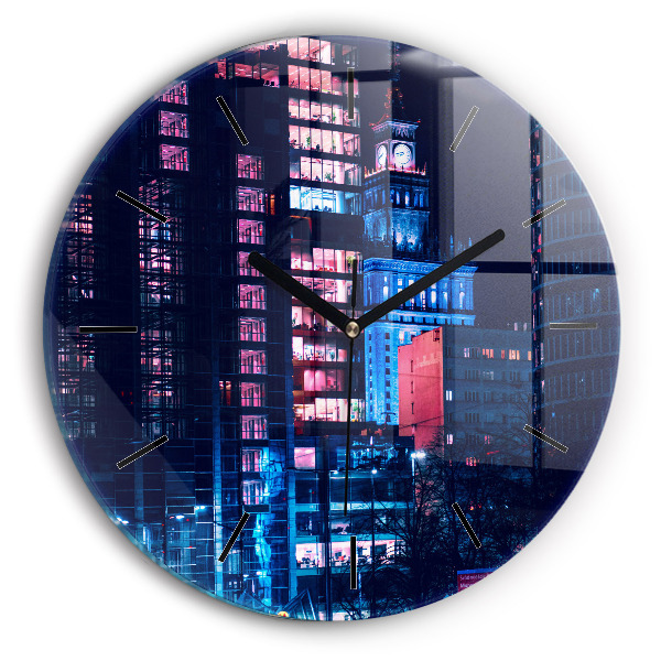 Kerek fali üvegóra Varsó éjszaka