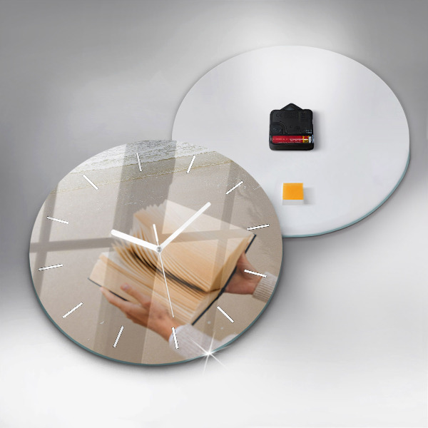 Kerek fali üvegóra Egy pillanat egy könyvvel