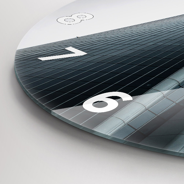 Kerek fali üvegóra Felhőkarcoló Milánóban