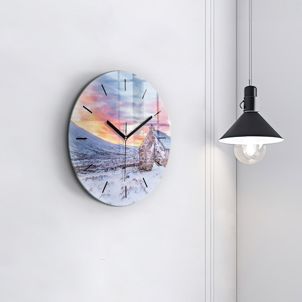 Kerek fali üvegóra Víkendház hegyekben