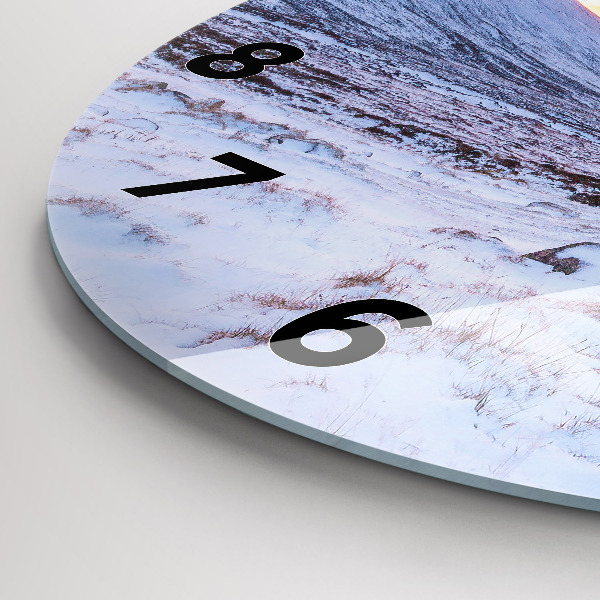 Kerek fali üvegóra Víkendház hegyekben