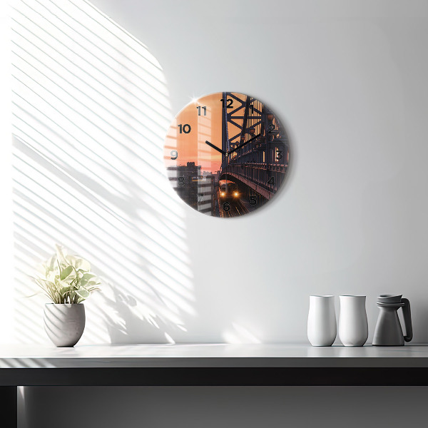 Kerek fali üvegóra Benjamin Franklin híd