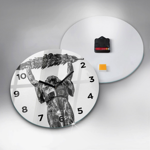 Kerek fali üvegóra Szabadság-szobor Budapesten