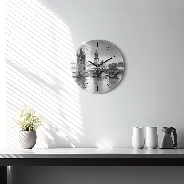 Kerek fali üvegóra Károly híd Prágában